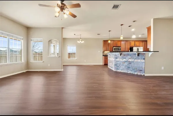 $2,200 | 120 Emory Fields Drive, Hutto, TX 78634