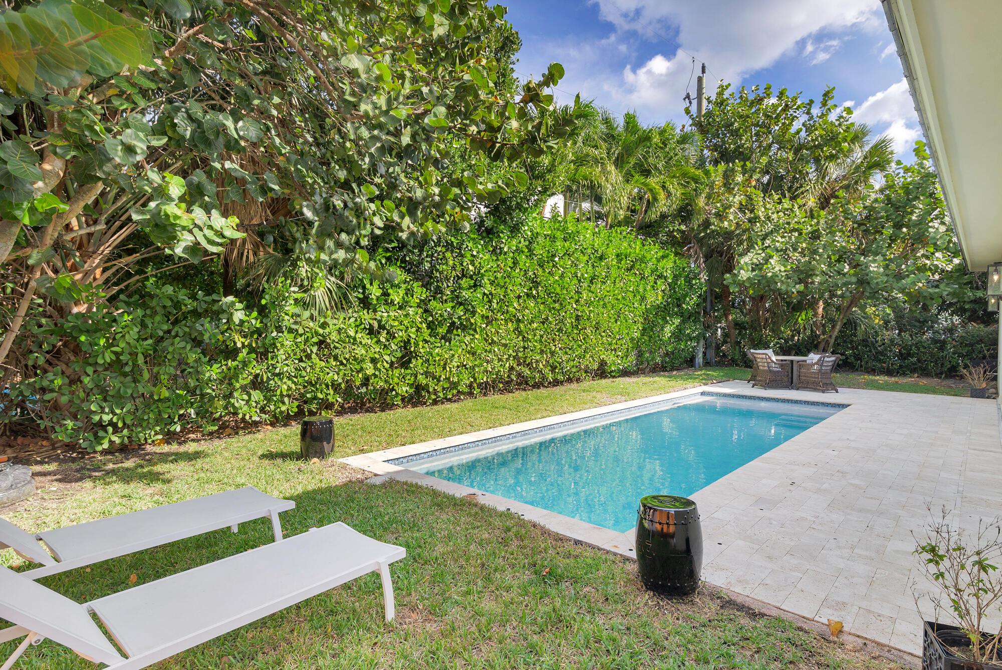 225 Beverly Road West Palm Beach, FL 33405 - Photo 20 of 26 low-24