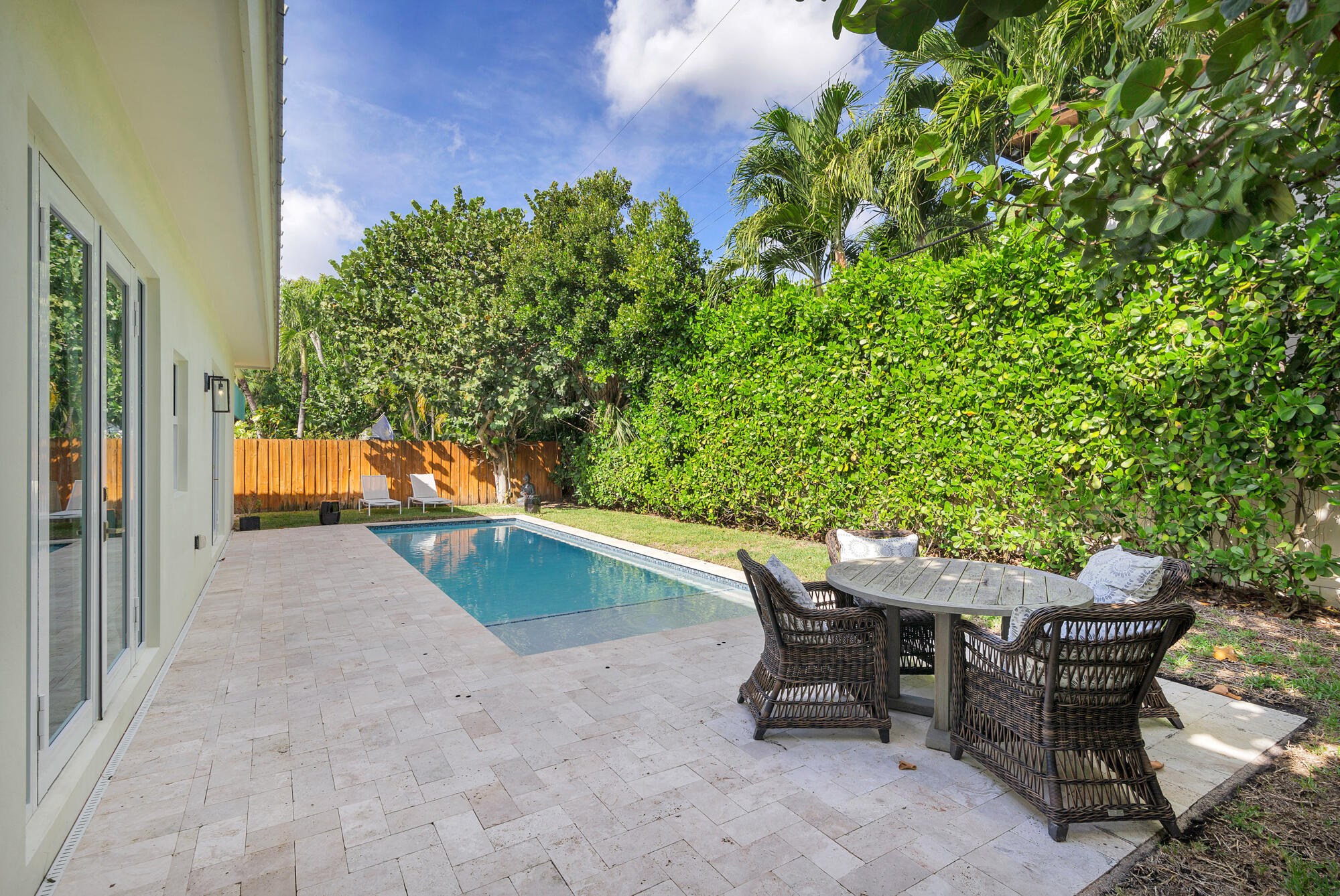 225 Beverly Road West Palm Beach, FL 33405 - Photo 23 of 26 low-26
