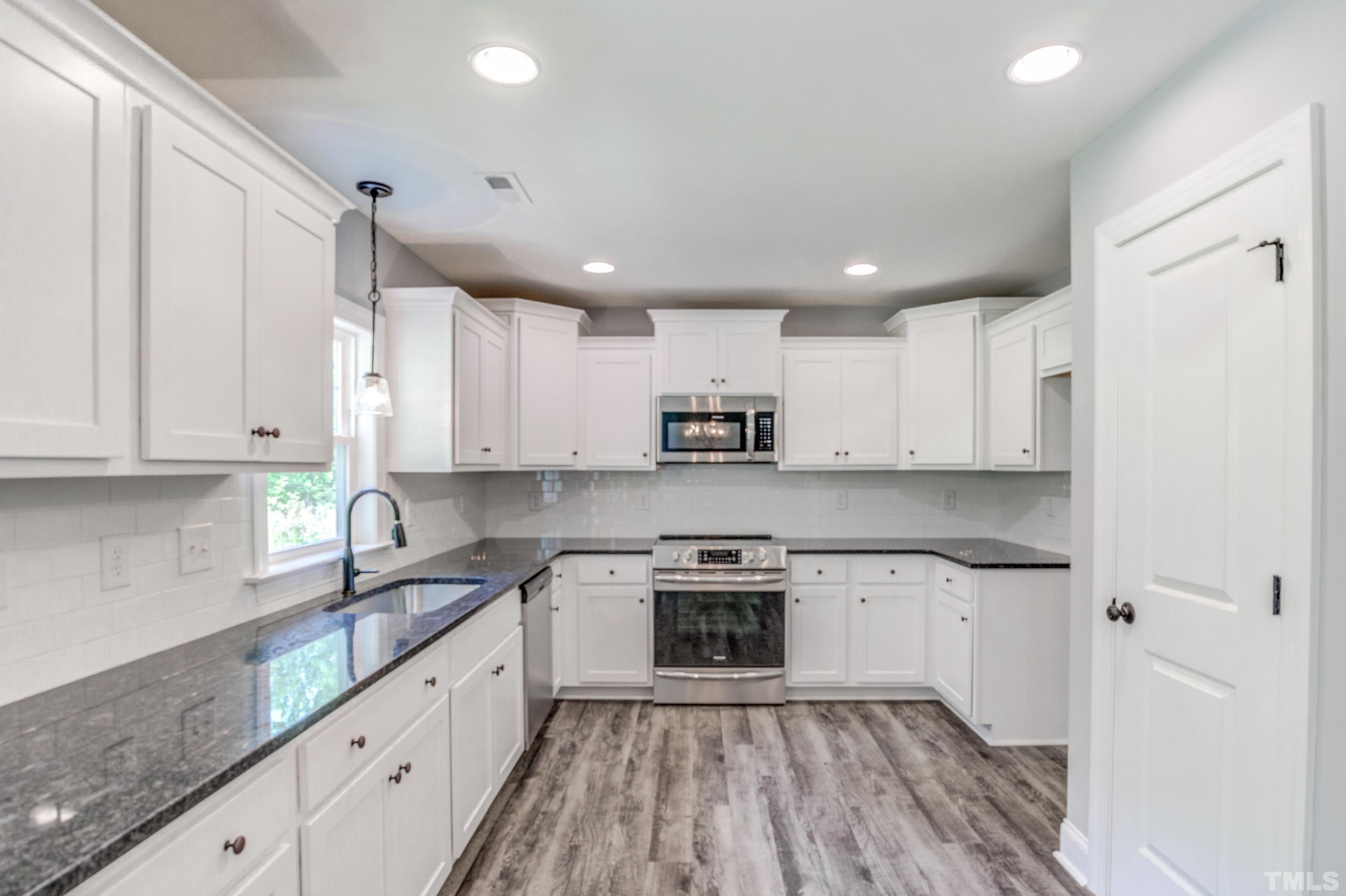 220 Pleasant Ridge Court Benson, NC 27504 - Photo 8 of 28 Gallery Image 8