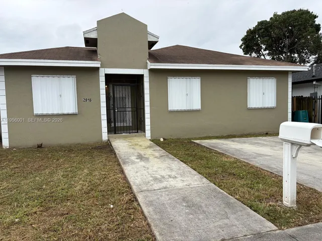 $3,700 | 2916 Northwest 51st Street, Miami, FL 33142