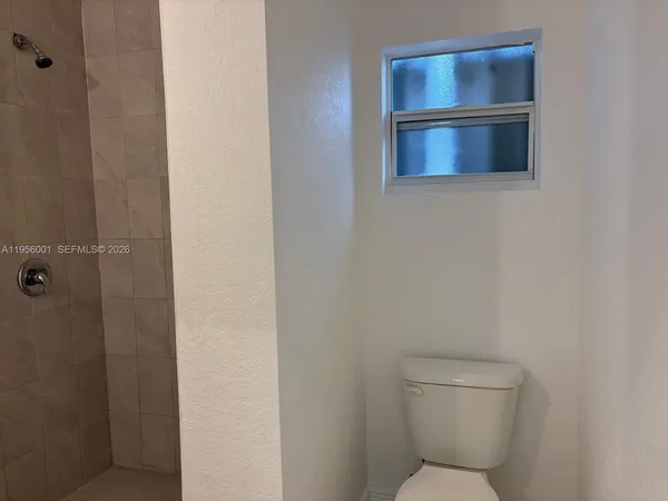 $3,700 | 2916 Northwest 51st Street, Miami, FL 33142