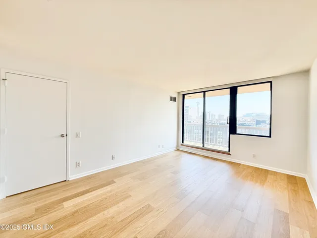 $485,888 | 25 Forest Street, Unit 11M, Stamford, CT 06901