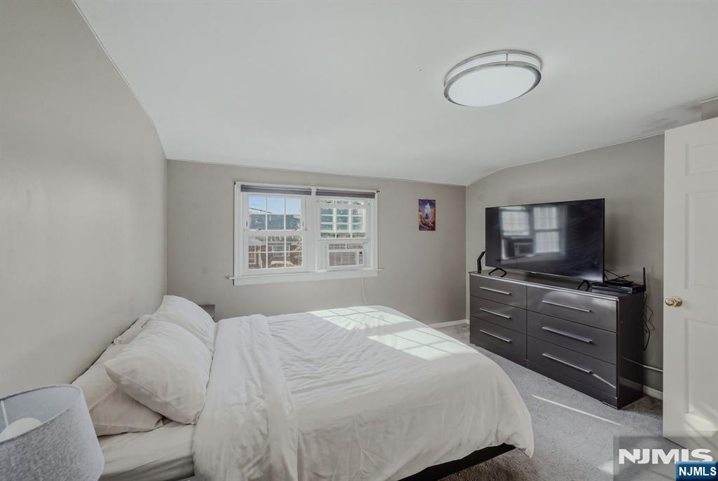 11 Raritan Avenue Paterson, NJ 07503 - Photo 28 of 42 Gallery Image 28