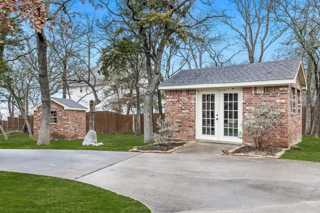 $2,195,000 | 1180 Emerald Sound Boulevard, Oak Point, TX 75068