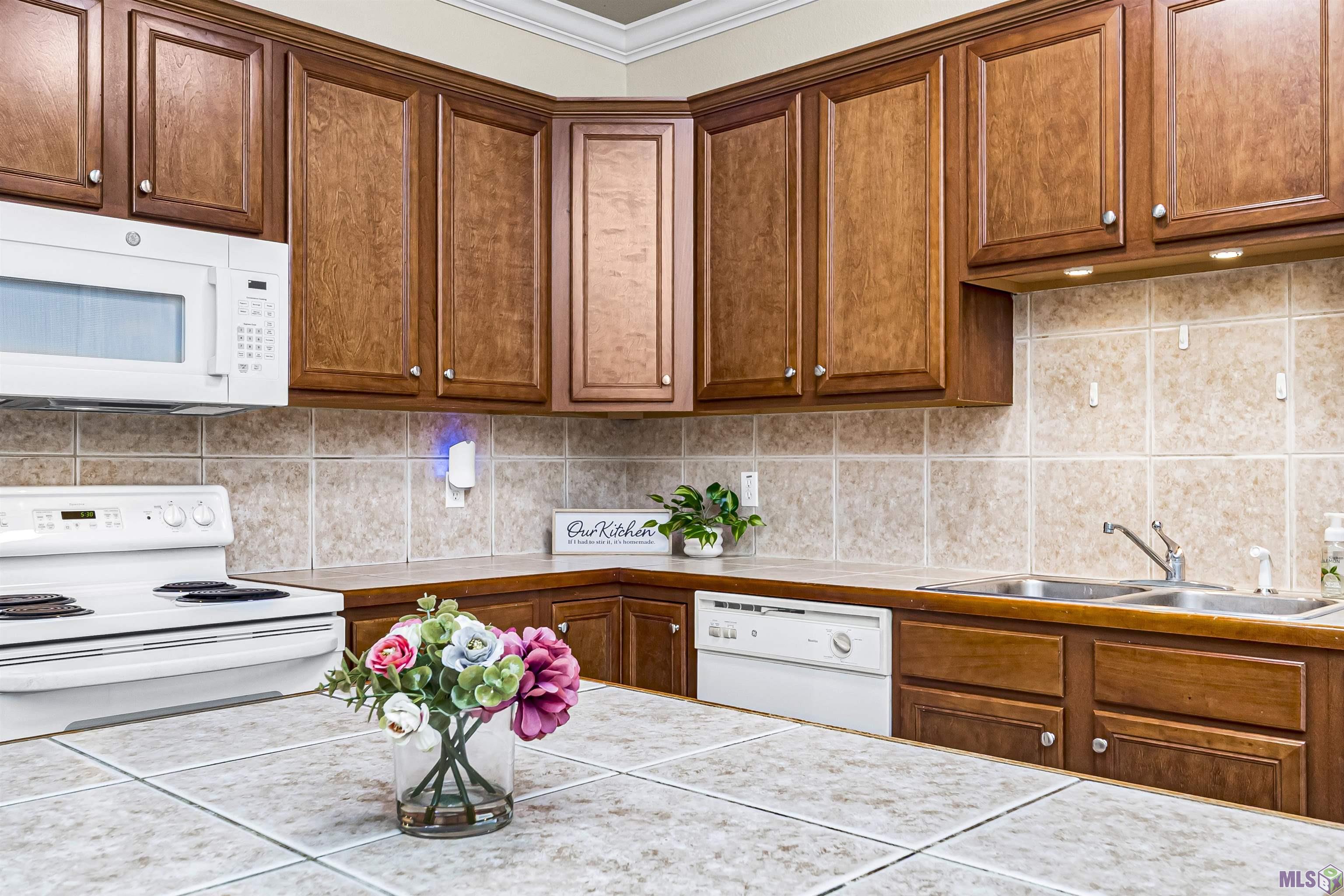 2932 Magazine Drive Baton Rouge, LA 70816 - Photo 11 of 23