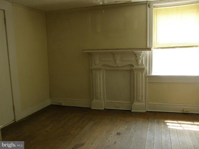 4319 Main Street Rohrersville, MD 21779 - Photo 5 of 10 Bedroom #1