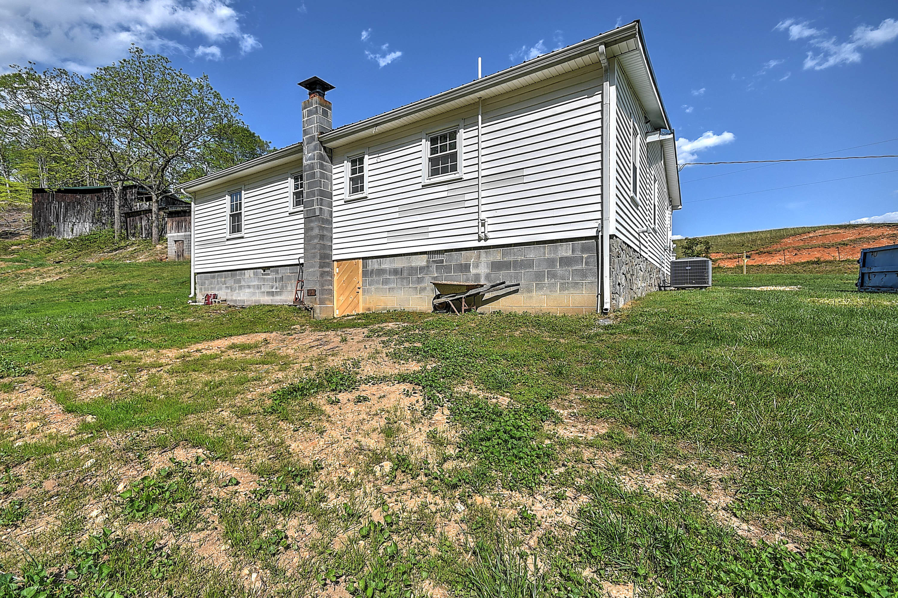 152 Gibbons Road Church Hill, TN 37642 - Photo 44 of 49 Gibbons_-48