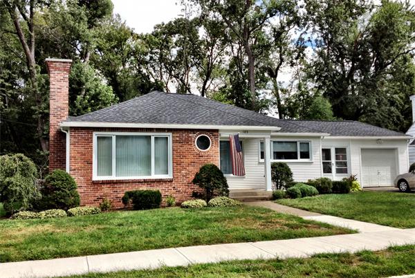 185 Gillette Avenue Springfield, MA 01118 - Photo 1 of 13 Gallery Image 1