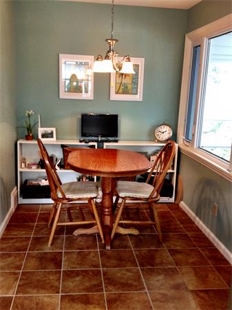 185 Gillette Avenue Springfield, MA 01118 - Photo 5 of 13 Gallery Image 5