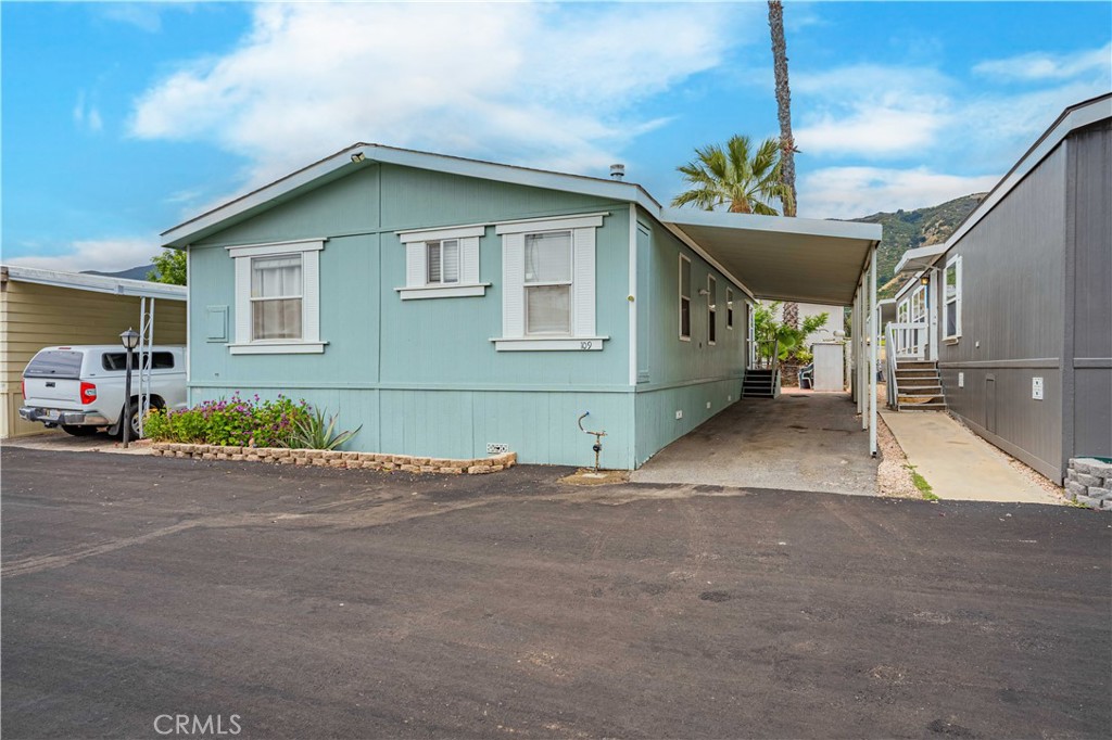 32900 Riverside Drive, Unit 109, Lake Elsinore, CA 92530 Compass