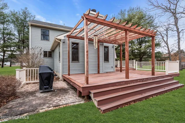 $685,000 | 1923 Whitesville Road, Toms River, NJ 08755