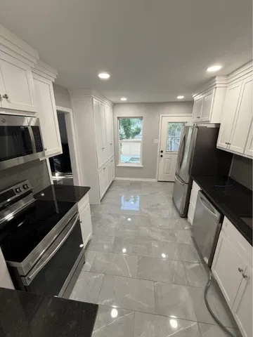 $1,900 | 10746 Emmord Loop, Corpus Christi, TX 78410