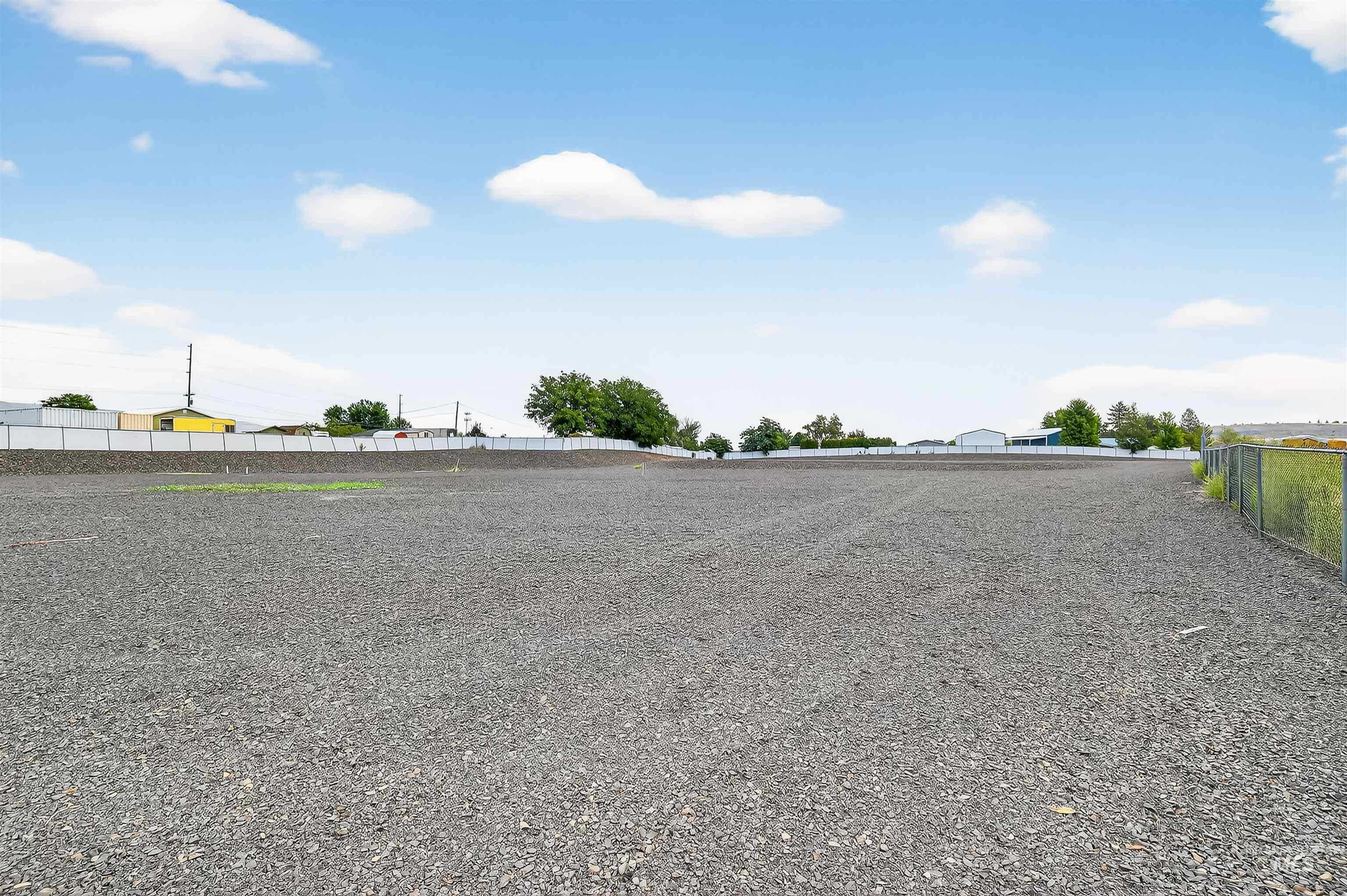 Nna 13th Street Clarkston, WA 99403 - Photo 16 of 27 View of yard