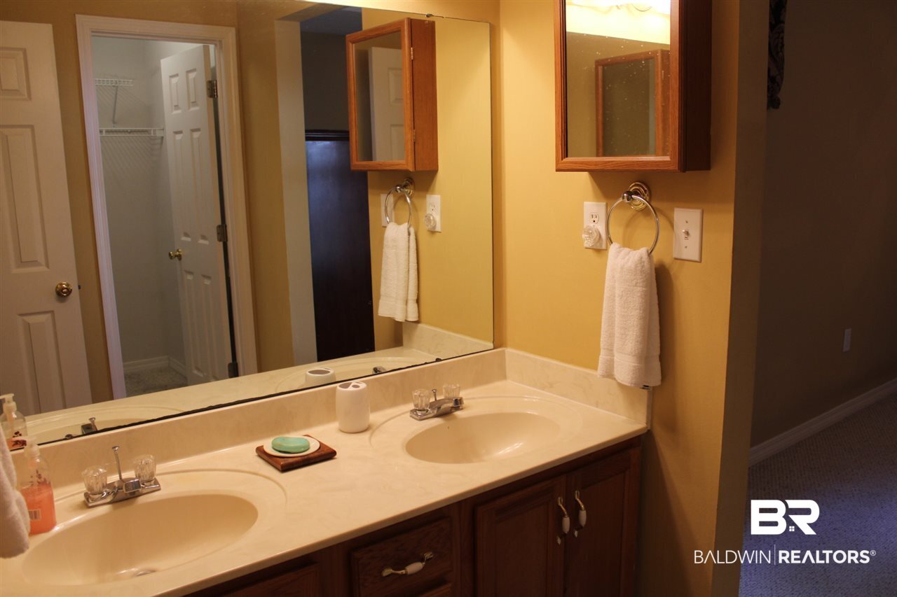 101 Pennbrooke Loop Foley, AL 36535 - Photo 7 of 43 Master Bath