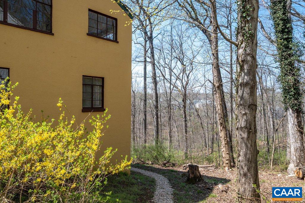 2711 Eton Road Charlottesville, VA 22903 - Photo 23 of 31 Gallery Image 23