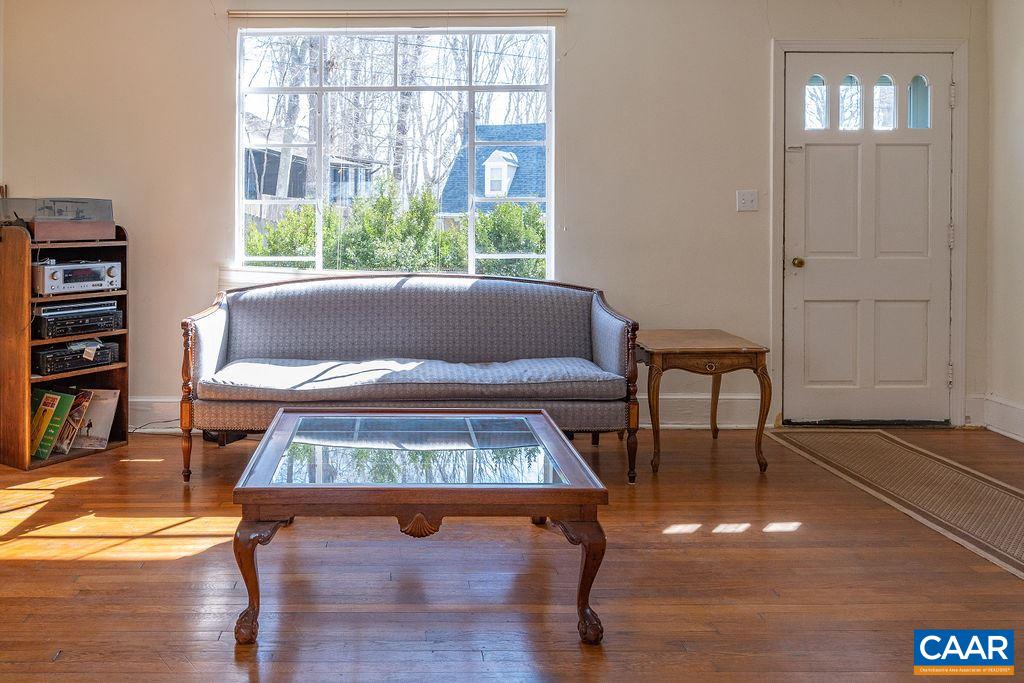 2711 Eton Road Charlottesville, VA 22903 - Photo 4 of 31 Gallery Image 4