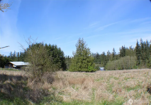 a view of a outdoor space