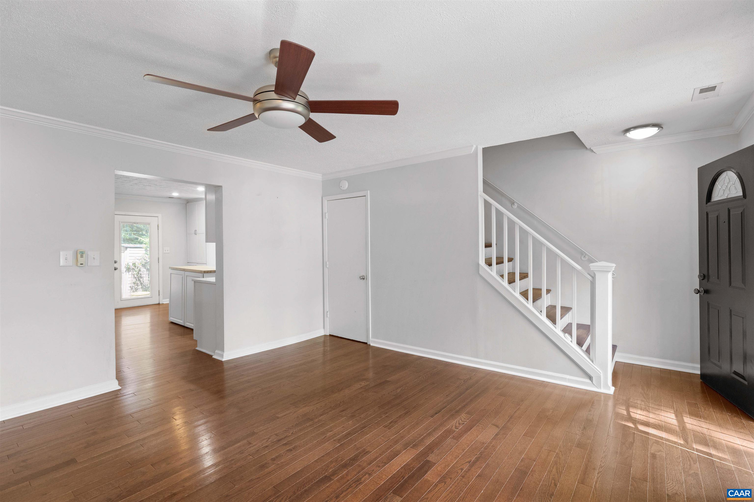 652 Lockesley Terrace Charlottesville, VA 22903 - Photo 4 of 18