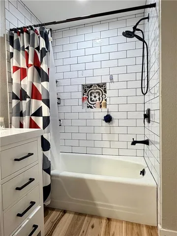 $369,900 | 1133 Lake Manor Drive, Trenton, MO 64683