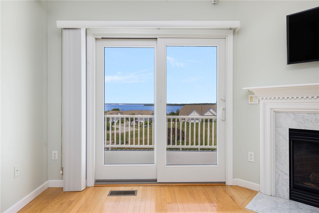 217 Rolling Hill Road, Unit 217 Portsmouth, RI 02871 - Photo 12 of 49
