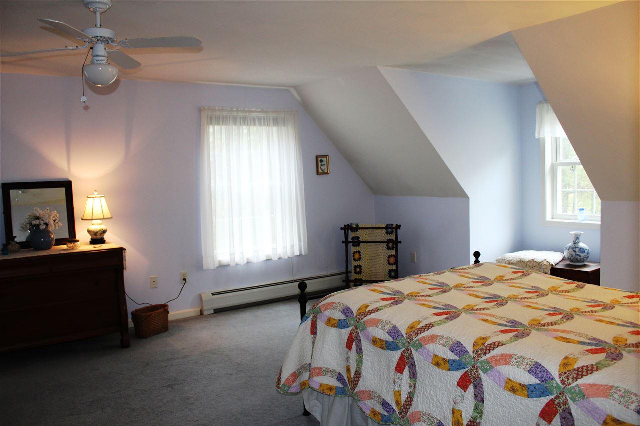230 Wallace Road Goffstown, NH 03045 - Photo 14 of 24