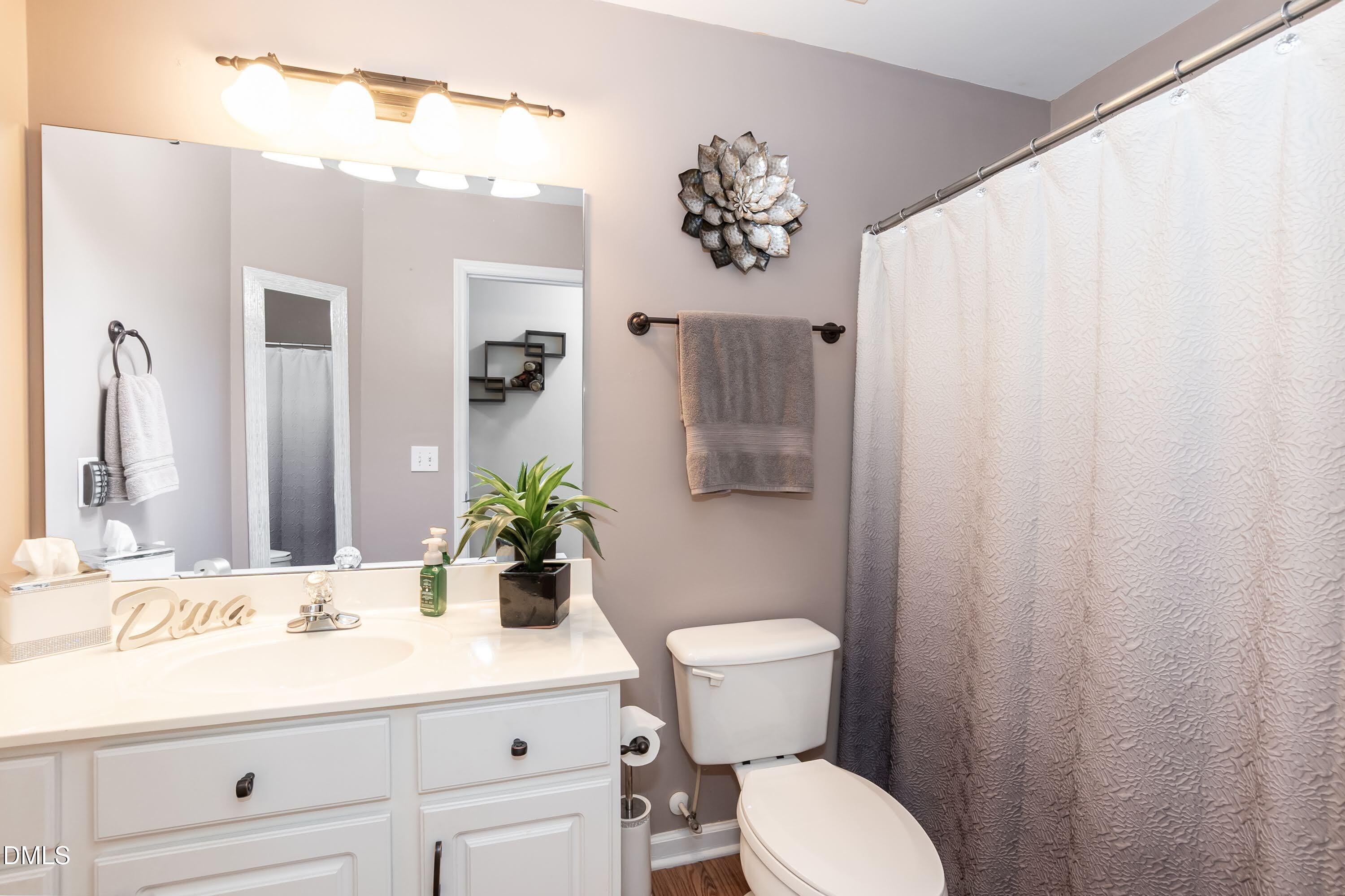 3047 Coxindale Drive Raleigh, NC 27615 - Photo 20 of 33 Secondary Bathroom