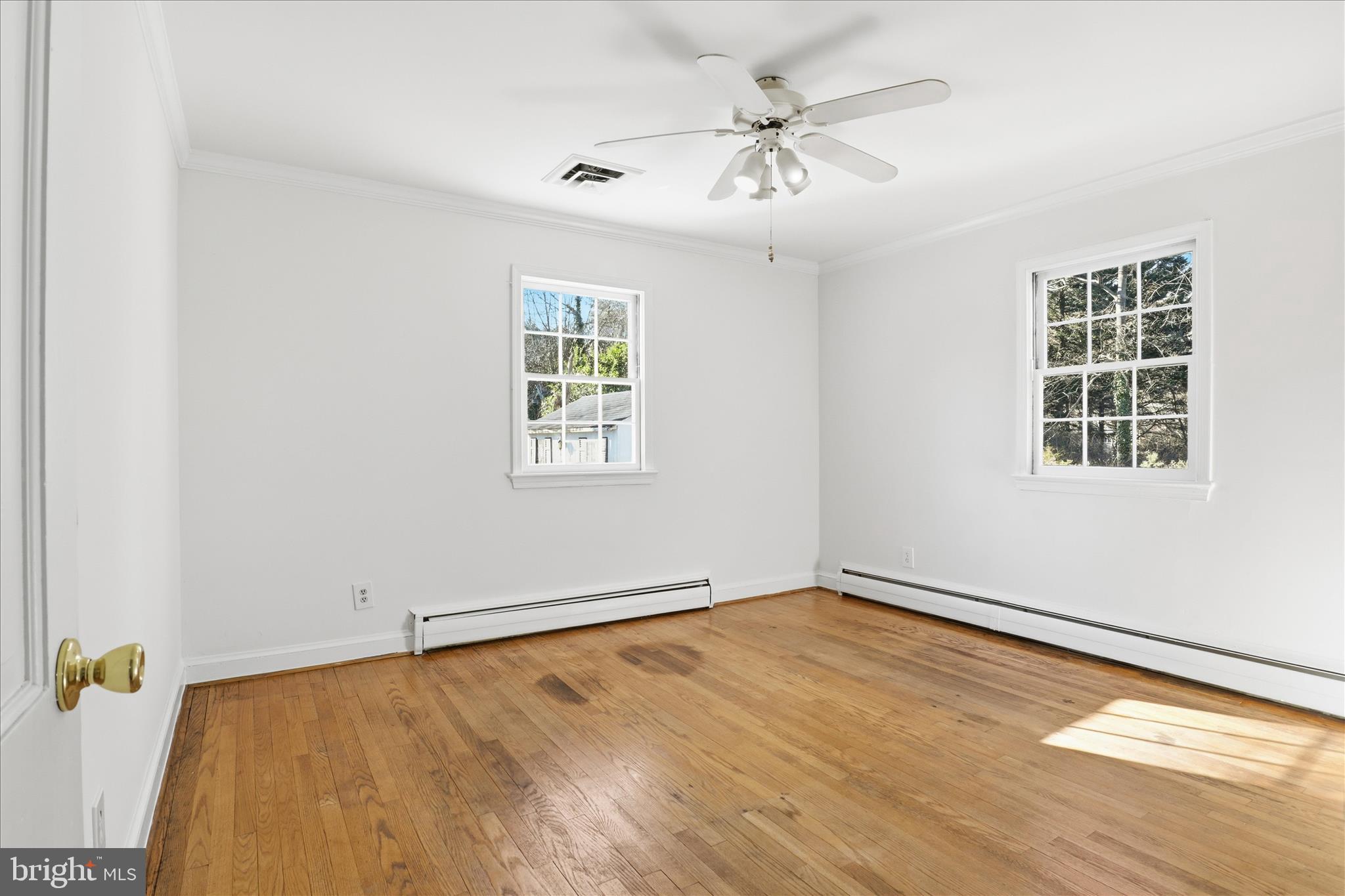 3701 Pine Brook Road Alexandria, VA 22310 - Photo 32 of 78 an empty room with windows