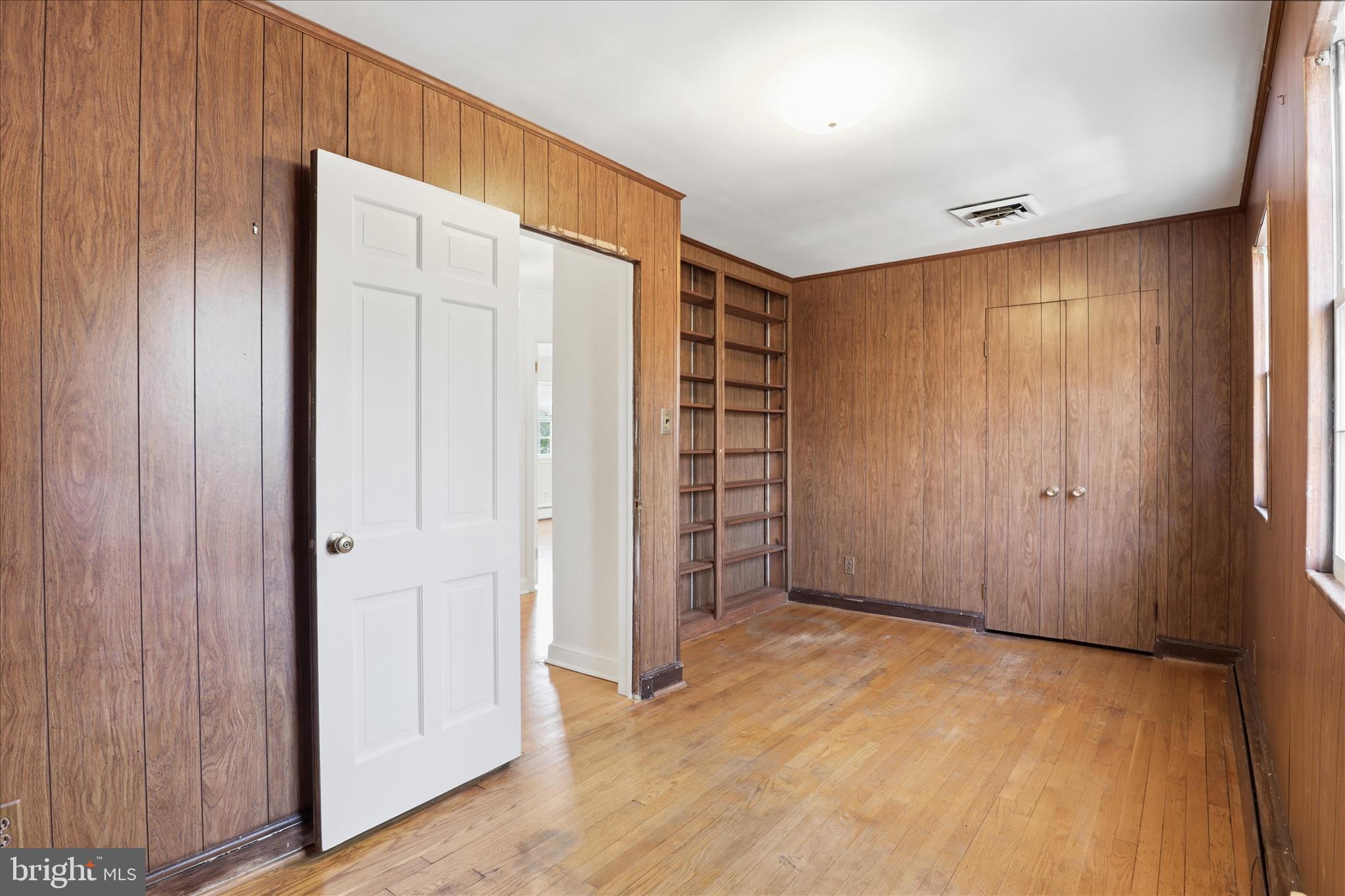 3701 Pine Brook Road Alexandria, VA 22310 - Photo 35 of 78 an empty room with closet area