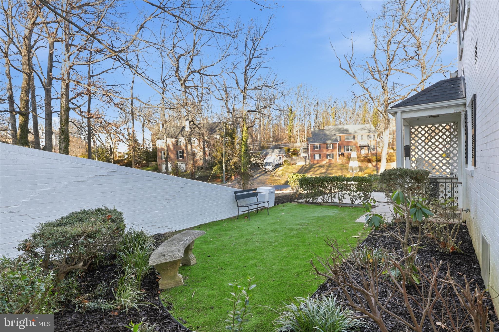 3701 Pine Brook Road Alexandria, VA 22310 - Photo 53 of 78 a view of yard with tree