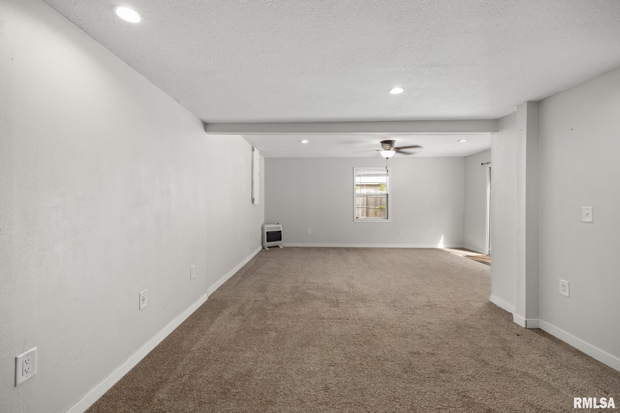 406 Lincoln Road Marquette Heights, IL 61554 - Photo 19 of 27 Gallery Image 19