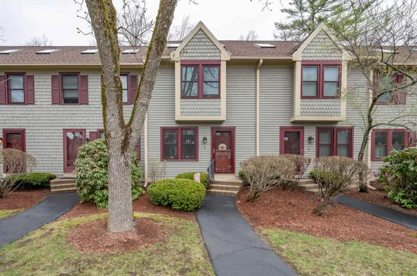 $400,000 | 8 Bartemus Trail, Nashua, NH 03063