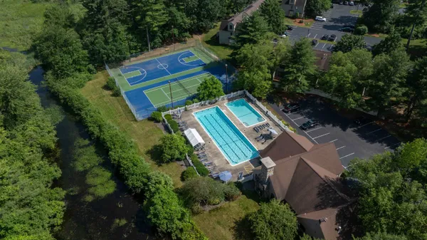 $400,000 | 8 Bartemus Trail, Nashua, NH 03063