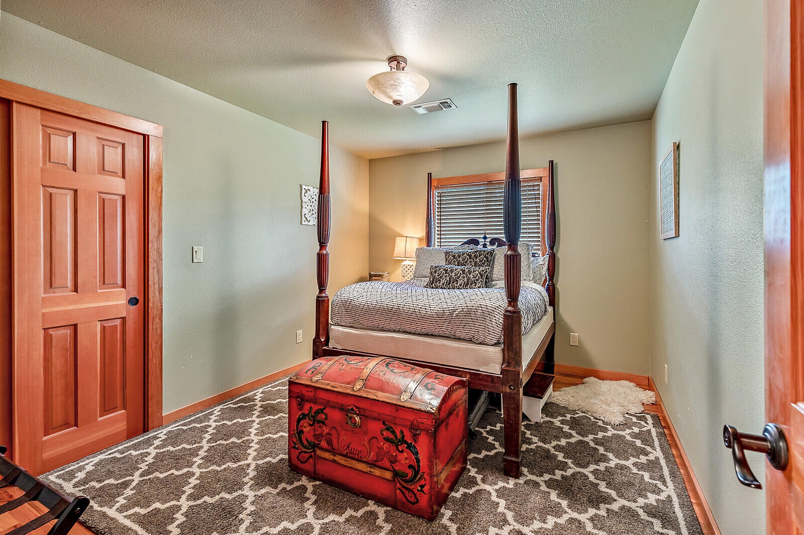 2408 Camp Baker Road Medford, OR 97501 - Photo 29 of 68 45_CB_45_mls