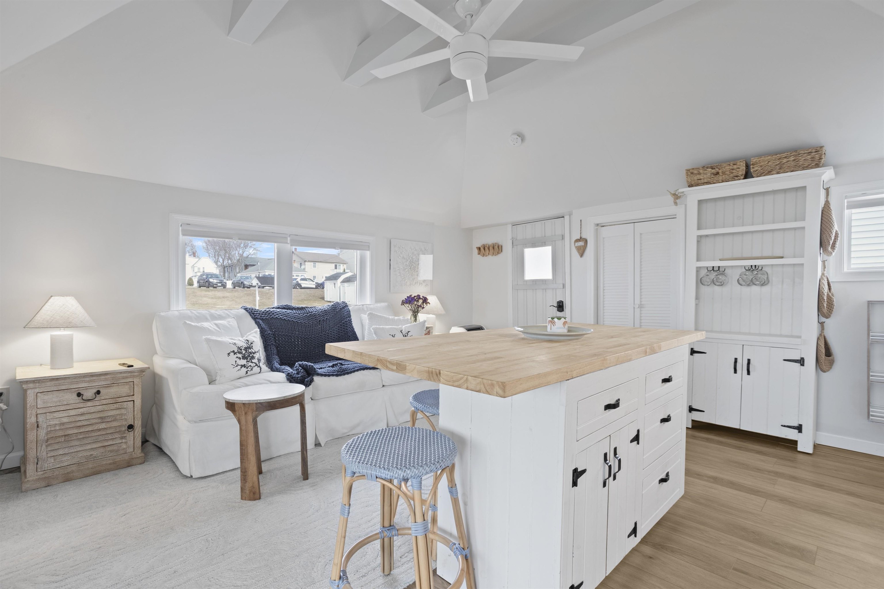 515 Winnacunnet Road, Unit 6 Hampton, NH 03842 - Photo 4 of 21