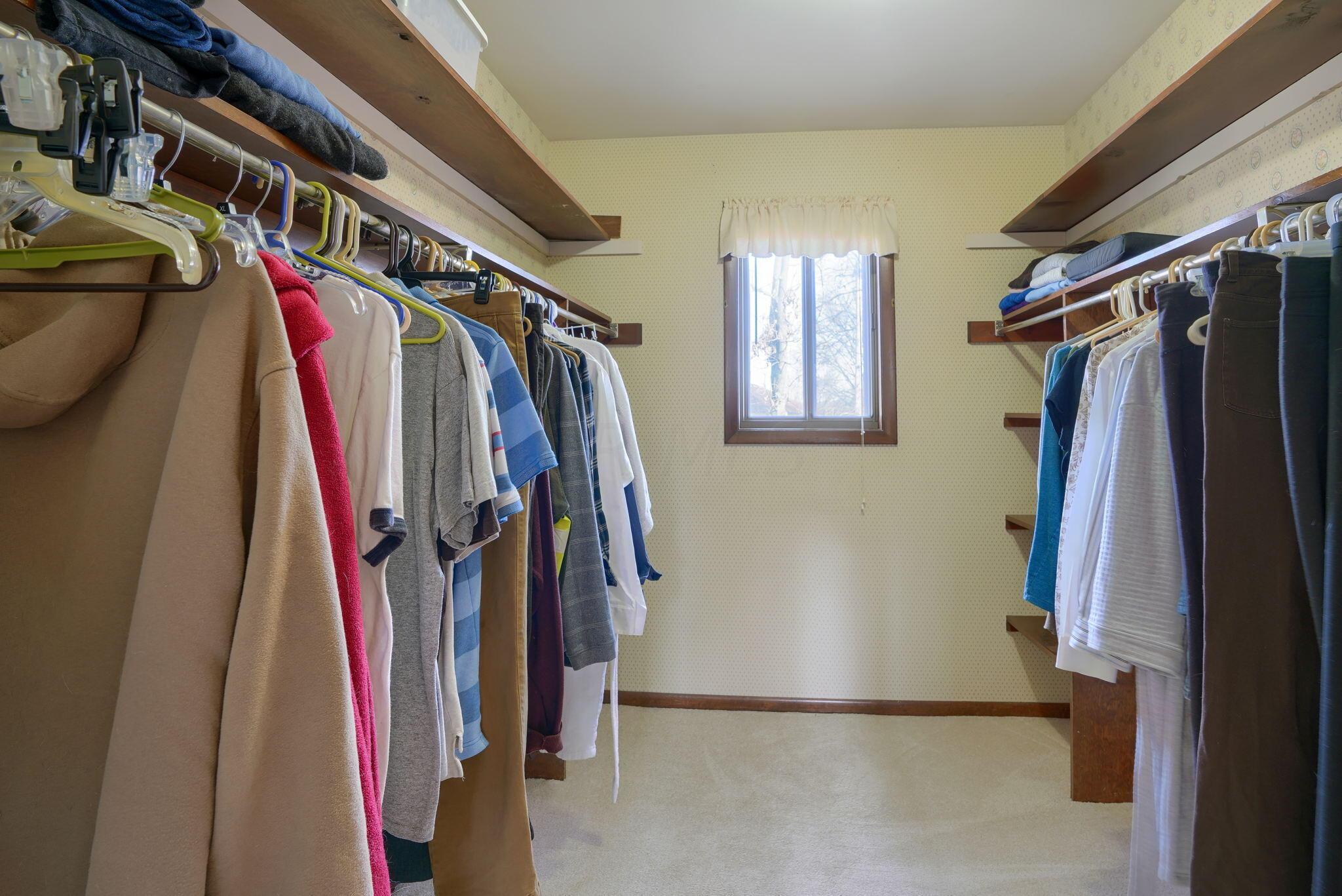 602 South Spring Road Westerville, OH 43081 - Photo 39 of 52 Walk in closet