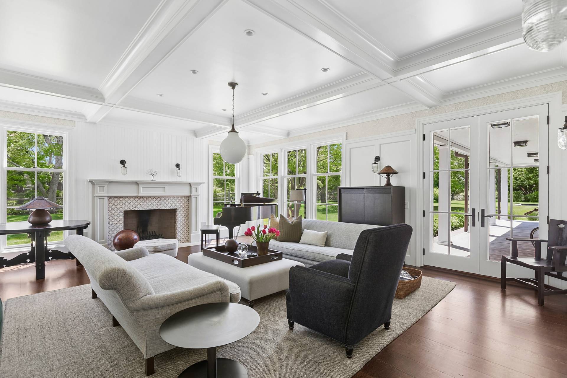 53 Matthews Lane Bridgehampton, NY 11932 - Photo 10 of 50