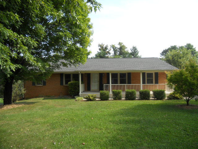 234 Apple Tree Road Roanoke, VA 24019 - Photo 73 of 73 New 50 yr. architectural roof