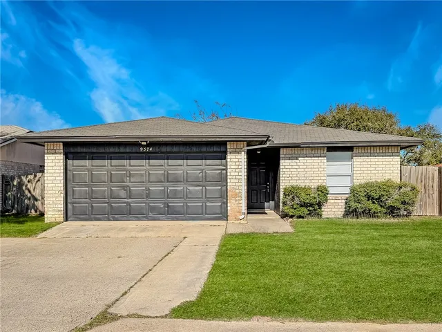$219,900 | 9574 Goldfinch Circle, Corpus Christi, TX 78418