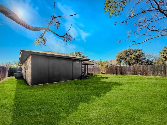 $219,900 | 9574 Goldfinch Circle, Corpus Christi, TX 78418