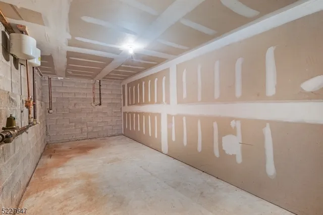 $2,750 | 355 Potomac Drive, Bernards, NJ 07920