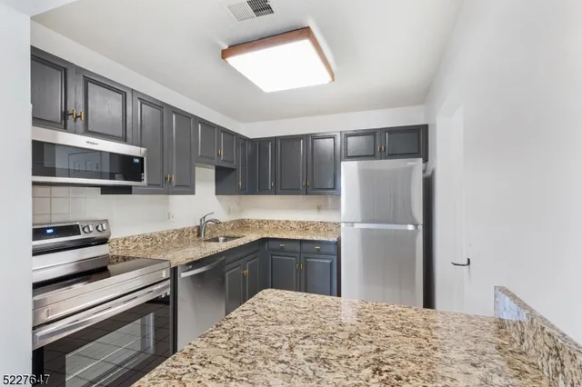 $2,750 | 355 Potomac Drive, Bernards, NJ 07920