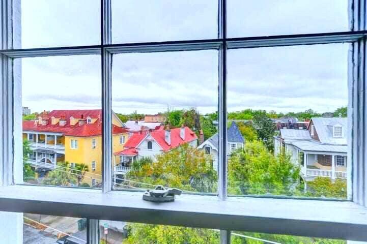 65 Vanderhorst Street, Unit J Charleston, SC 29403 - Photo 2 of 20 20230627142450583224000000-o