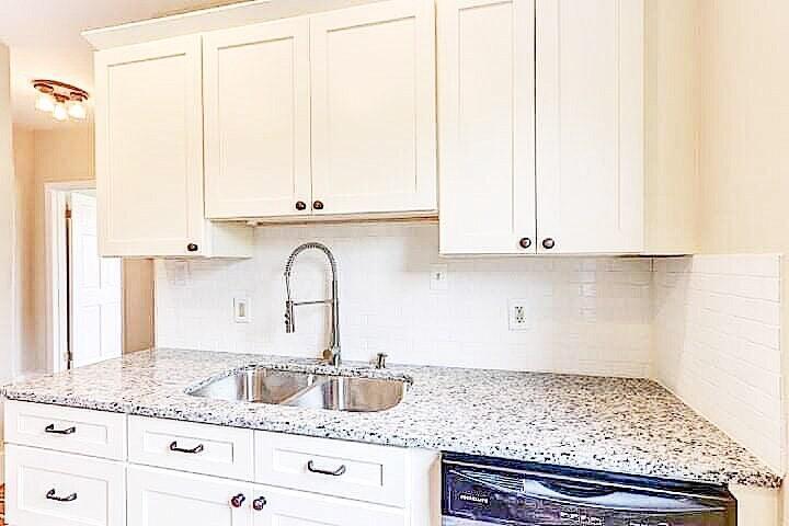 65 Vanderhorst Street, Unit J Charleston, SC 29403 - Photo 3 of 20 20230627142448380632000000-o