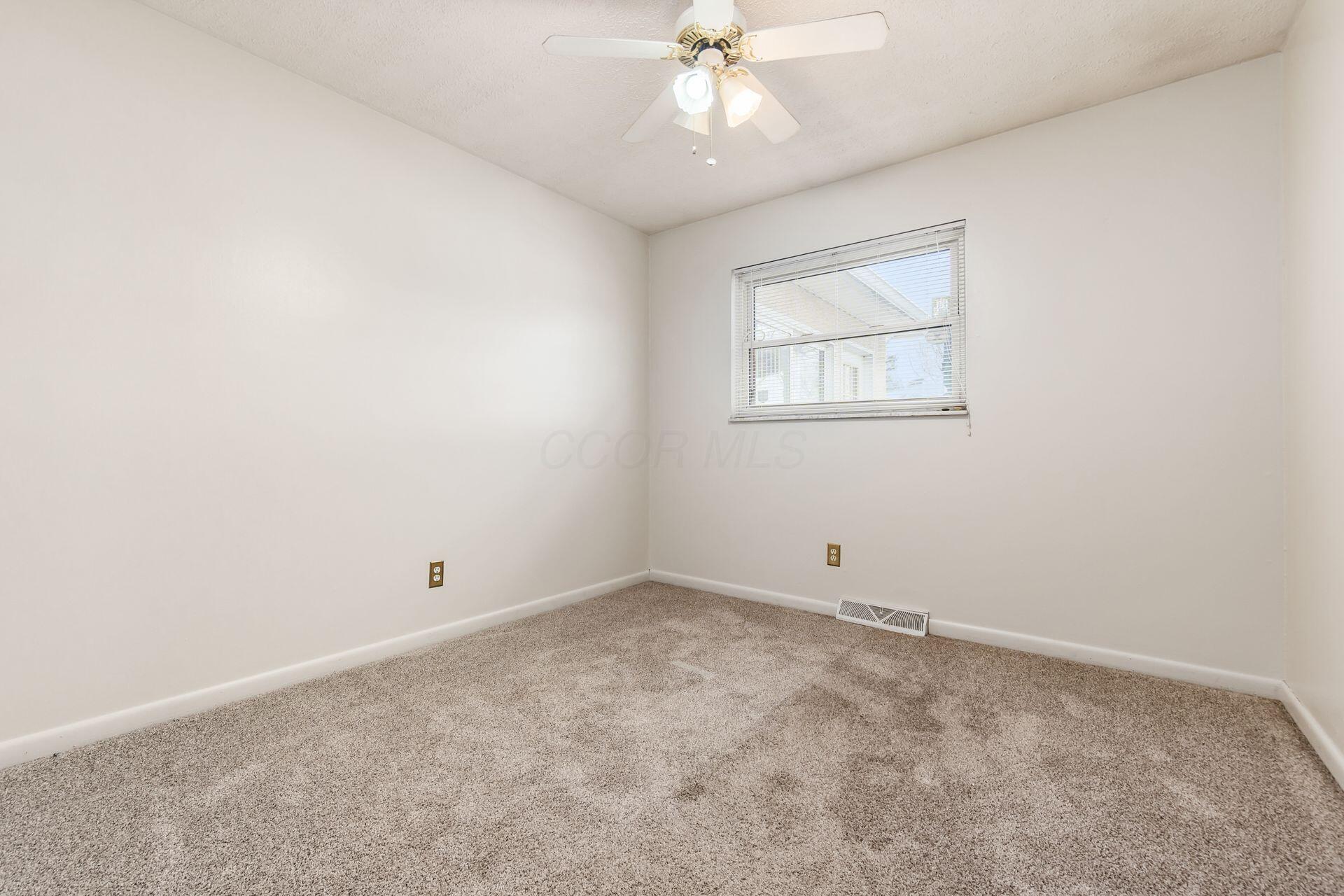 4353 Alkire Road Grove City, OH 43123 - Photo 17 of 32 17