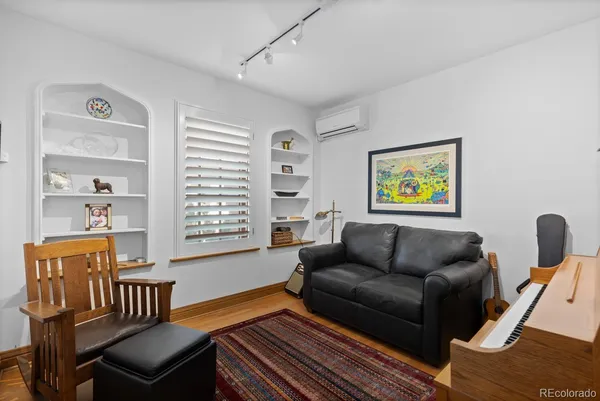 $1,675,000 | 1922 North Monaco Parkway, Denver, CO 80220