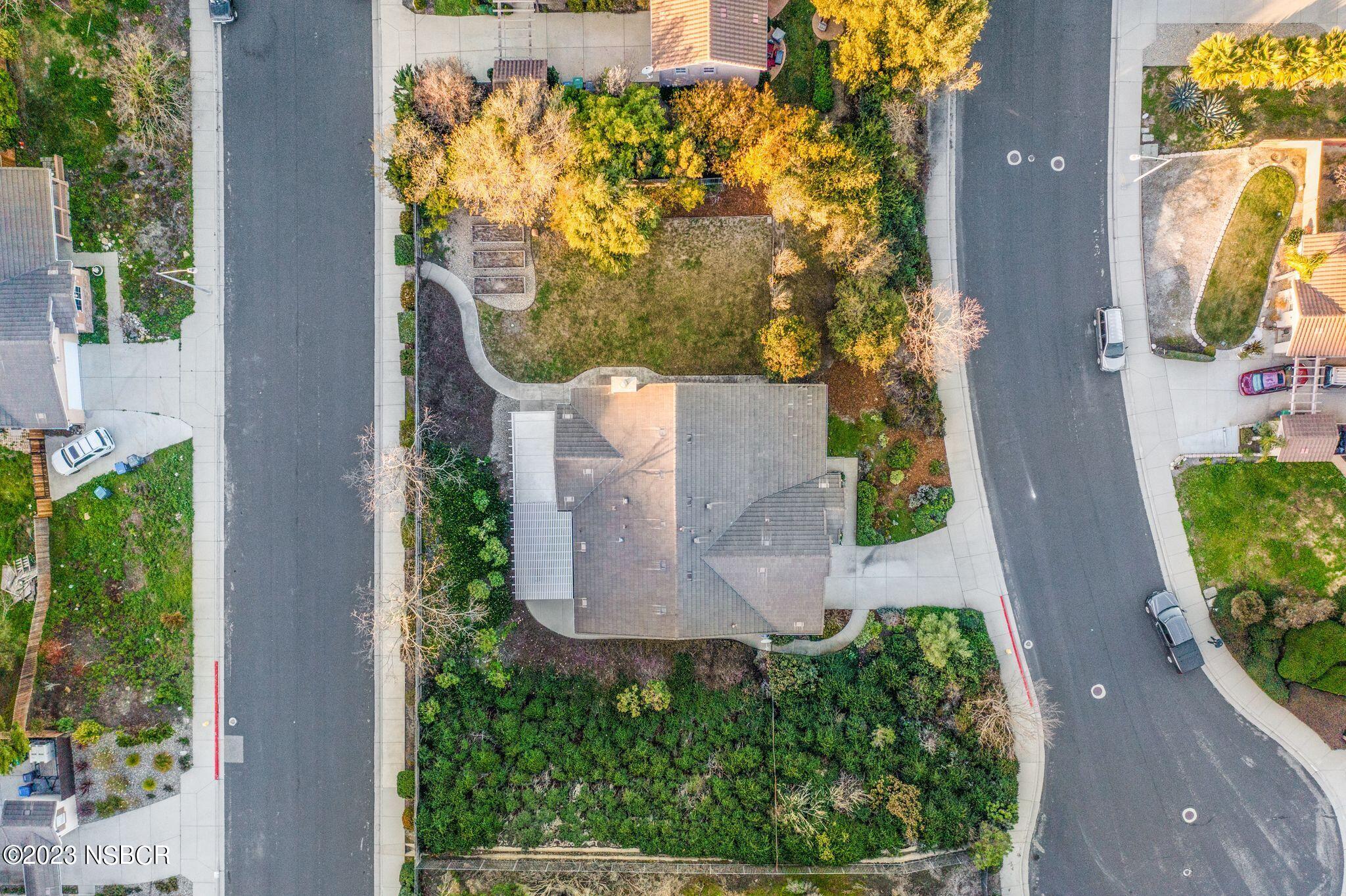 521 Y Place Lompoc, CA 93436 - Photo 7 of 39 5