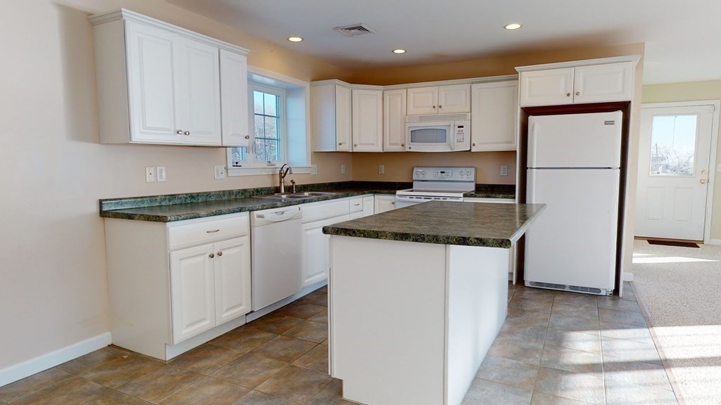 54 Reservation Road Fairhaven, MA 02719 - Photo 12 of 35 Gallery Image 12