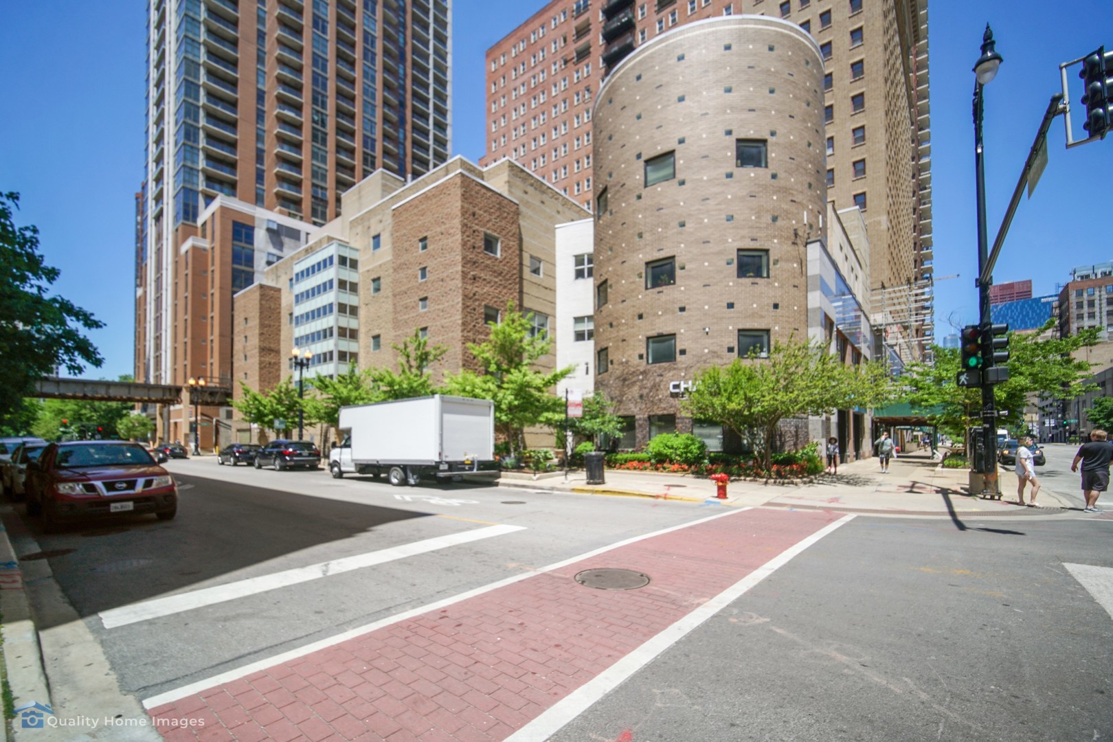 40 East 9th Street, Unit 405 Chicago, IL 60605 - Photo 18 of 18 a view of a building with a street