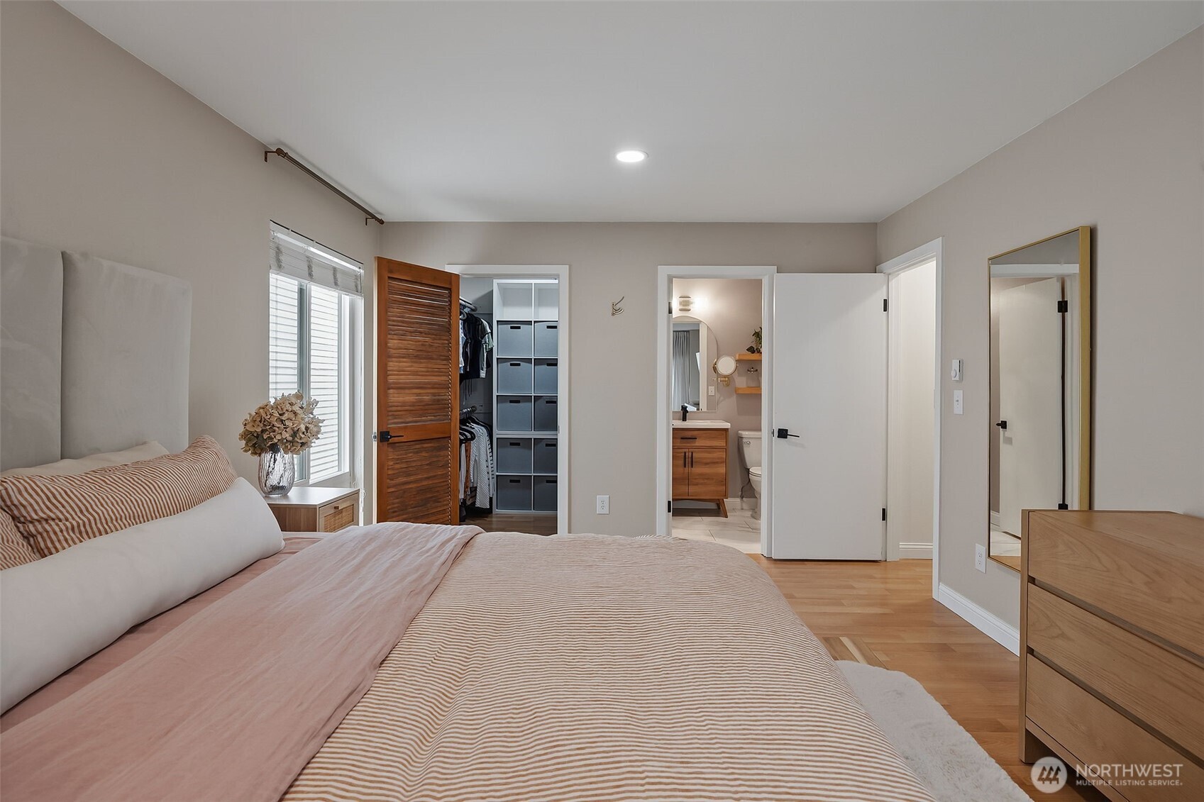 2510 Rucker Avenue, Unit 2 Everett, WA 98201 - Photo 17 of 29